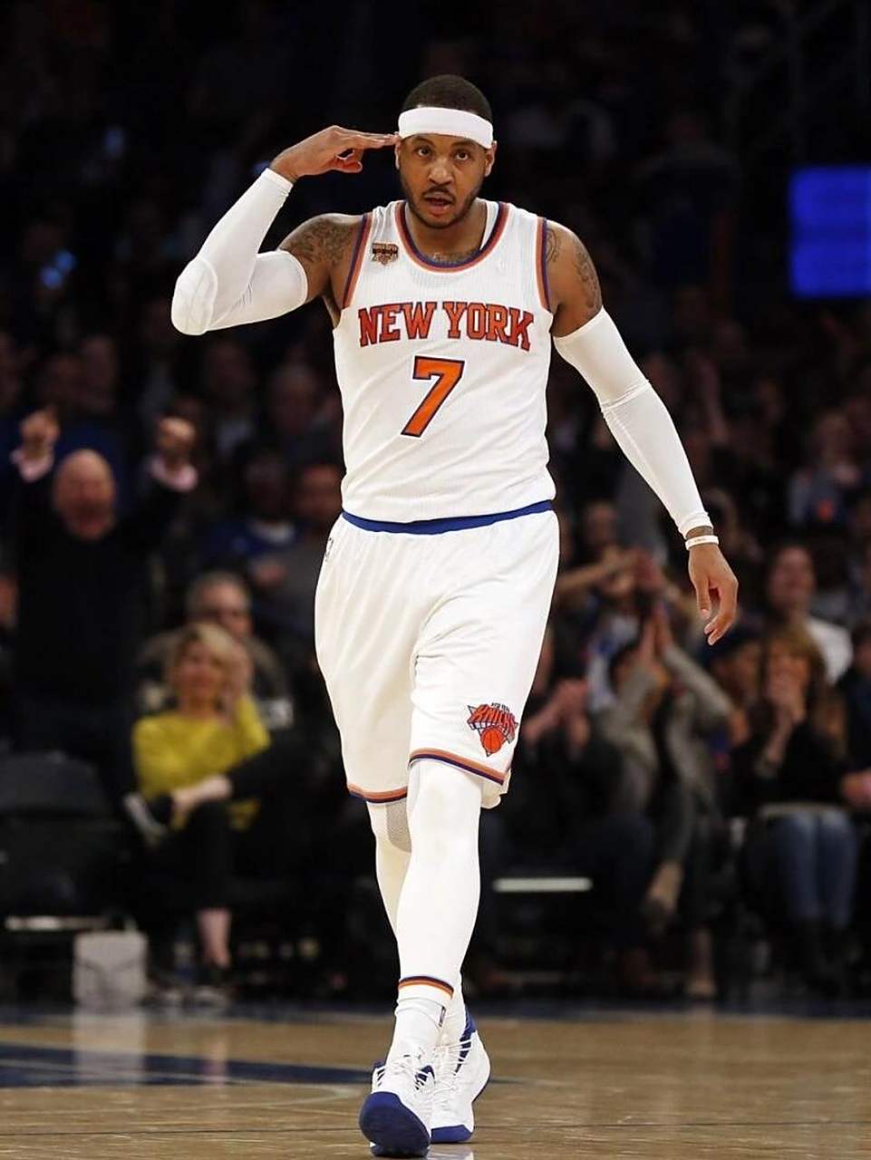 流露出姆巴 流露出姆巴