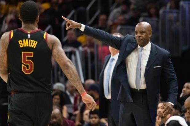 范戴克稳健 范戴克稳健