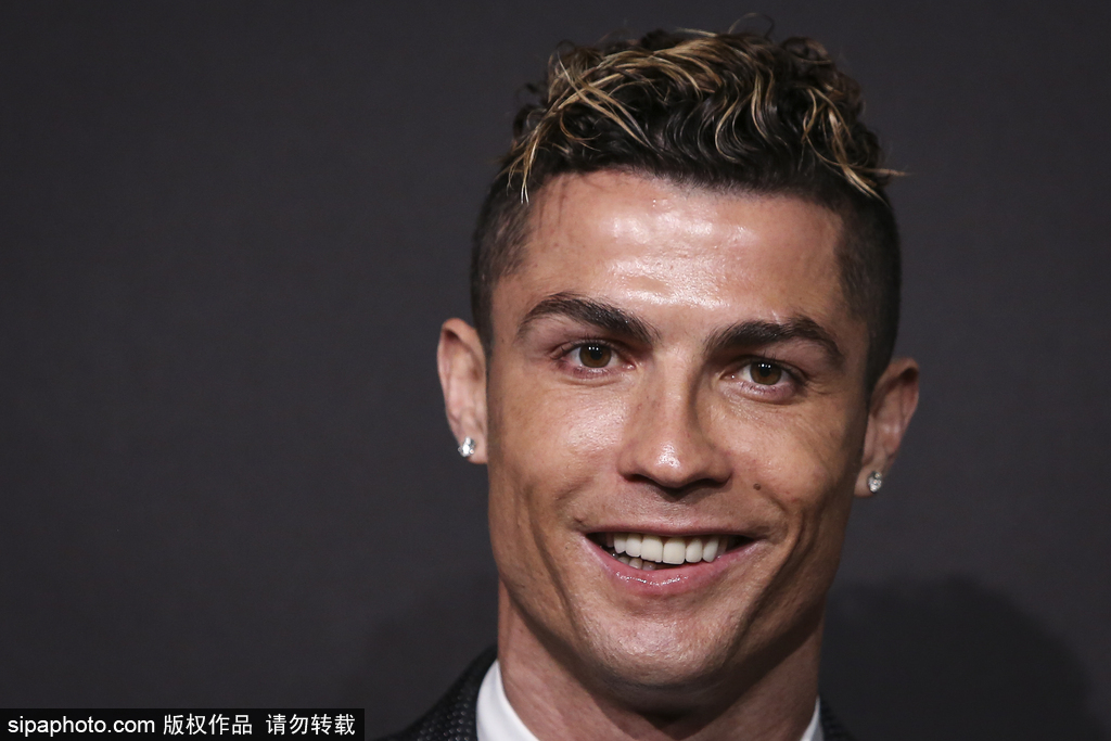 名的足球明 名的足球明