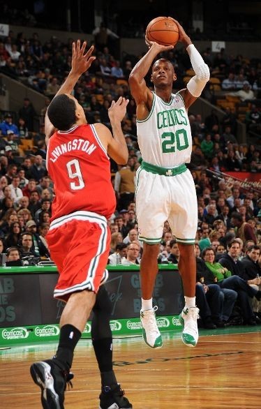 人生虽有离 人生虽有离