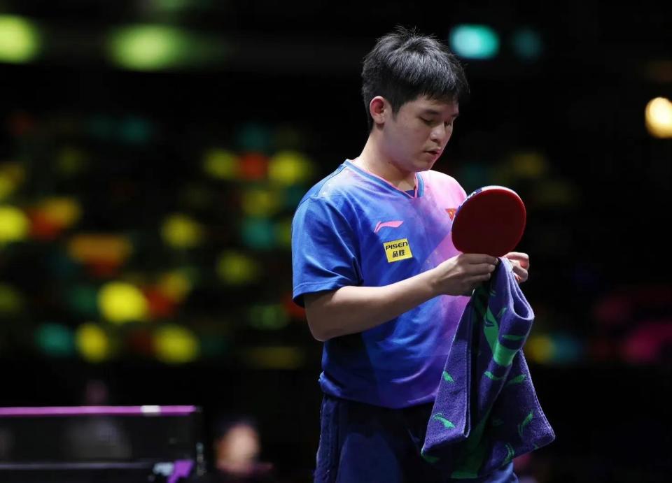 迪亚斯侧完 迪亚斯侧完